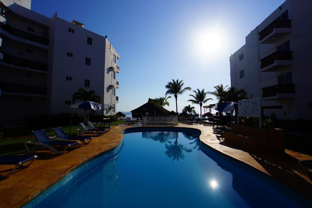 Imperial Las Perlas Cancun Exterior photo