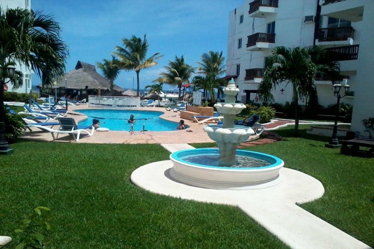 Imperial Las Perlas Cancun Exterior photo